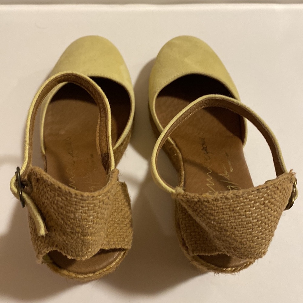 ✨NEW✨SUEDE WEDGE ESPADRILLES LIGHT YELLOW - Picture 10 of 16